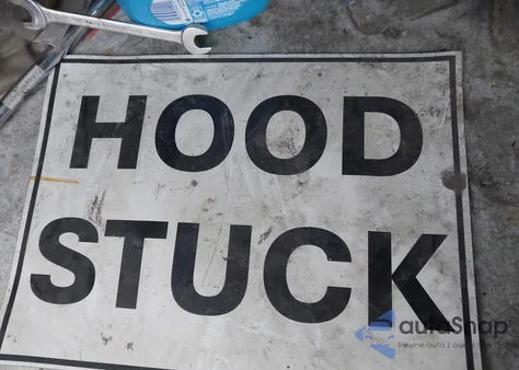 2022 Toyota Prius Le z USA, uszkodzony, nr VIN JTDKAMFU9N3166207